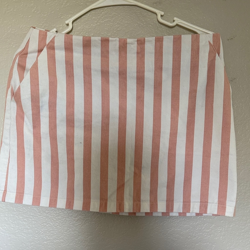 Forever 21 Striped Mini Skirt in Pink and White
